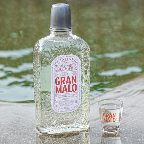 Gran Malo Licor con Tequila Sabor a Tamarindo 750 mL Licor, cerveza y